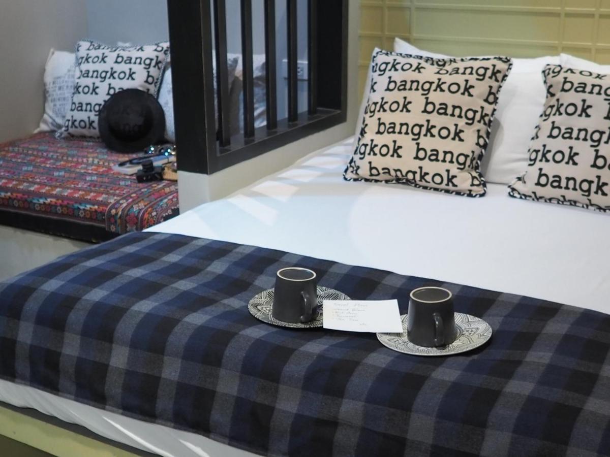 Chomm House Bed & Breakfast Bangkok Exterior photo
